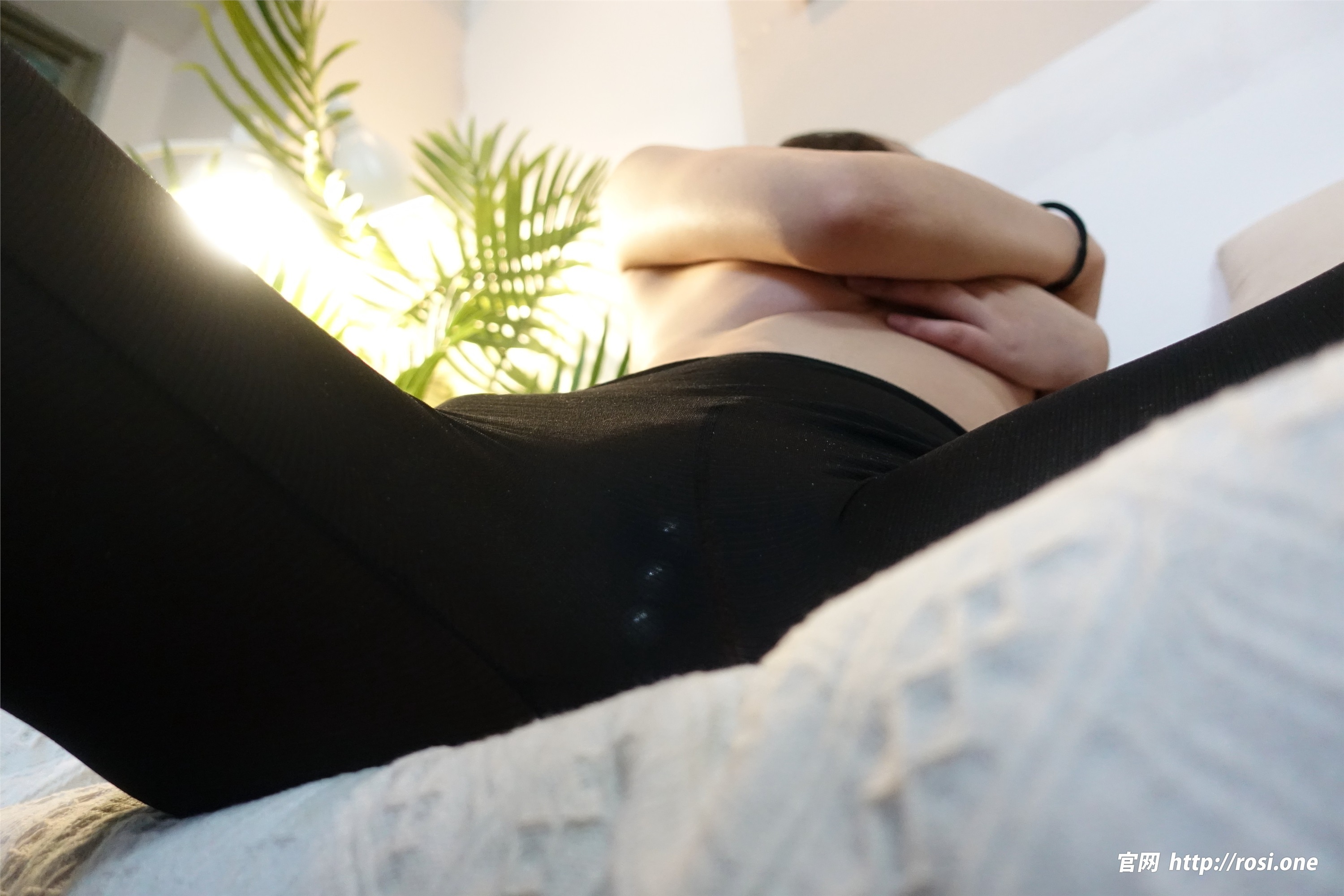 ROSI写真 2023.08.25 NO.4281